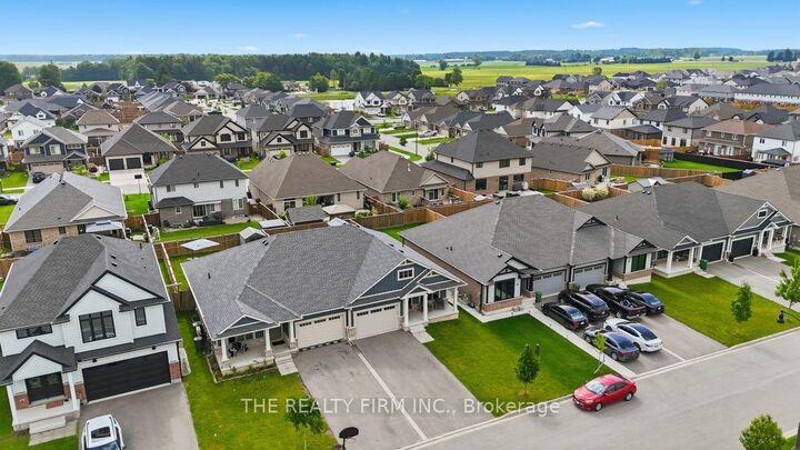 Property Photo: 53 Ashberry Place ON N5R 0H8