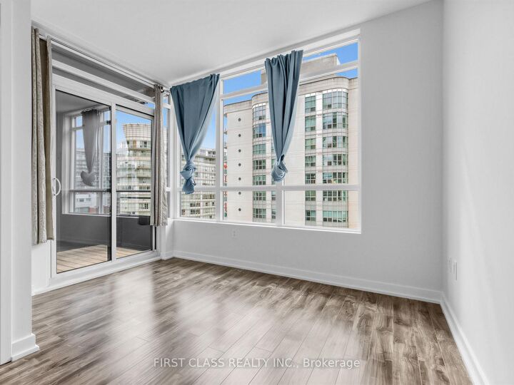 Property Photo: 38 Dan Leckie Way 715 ON M5V 2V6