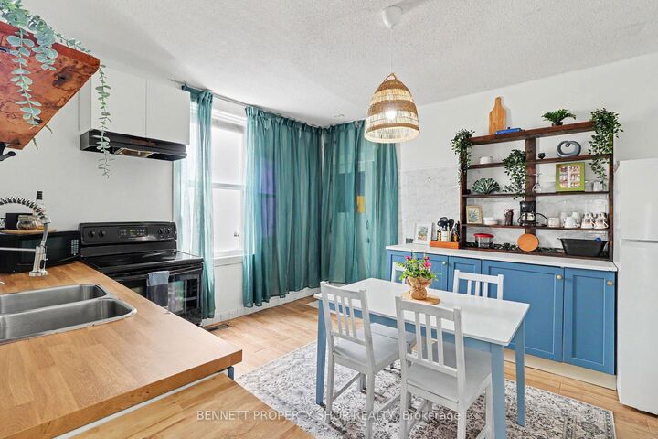 Property Photo:  96 Norman Street  ON K1S 3K6 