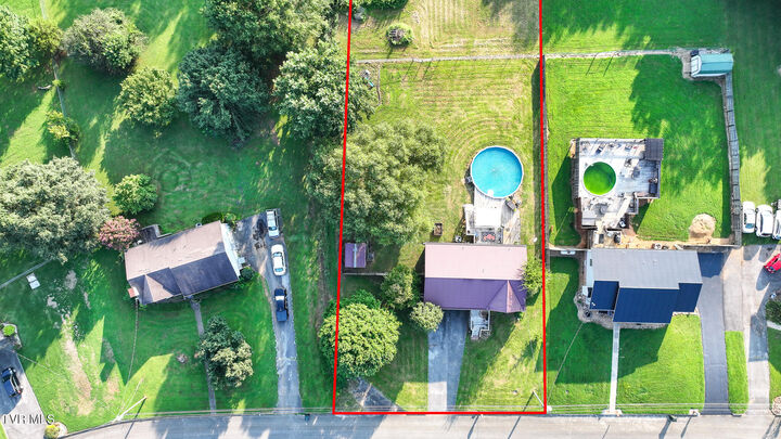 Property Photo:  139 Lou Fox Drive  TN 37690 
