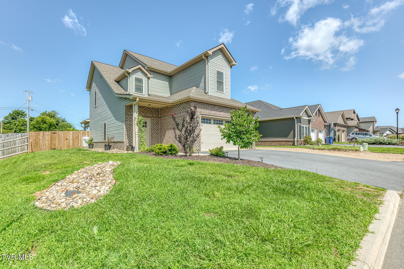 Property Photo: 933 Riddle Ridge TN 37659