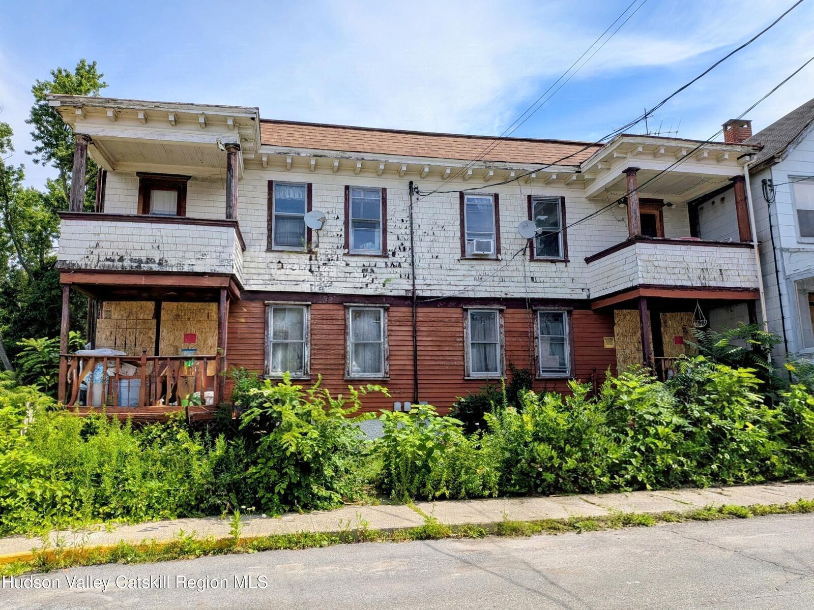 Property Photo:  222-224 Robinson  NY 12534 