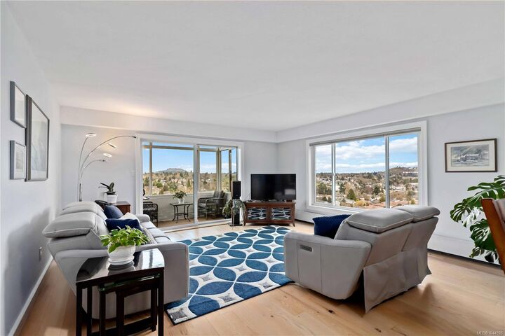 Property Photo: 2920 Cook St #501 BC V8T 3S7