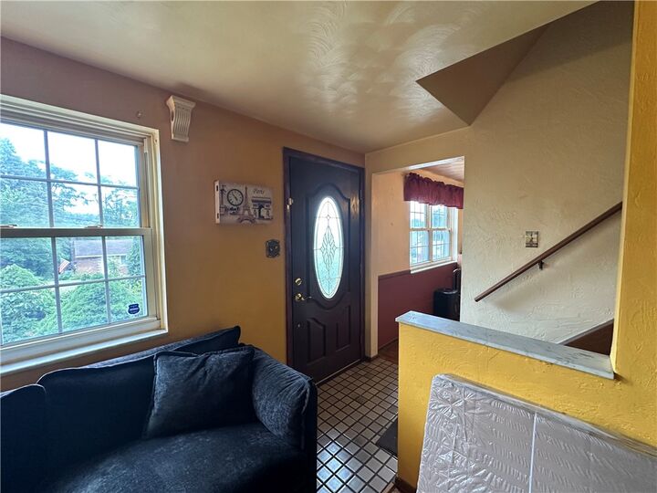 Property Photo:  137 Macek Dr  PA 15227 