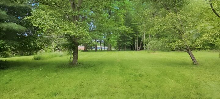 Property Photo:  3331 Evergreen Rd  PA 16143 
