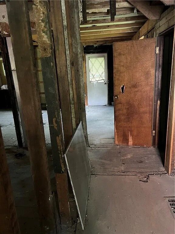 Property Photo: 220 Bank St PA 15417