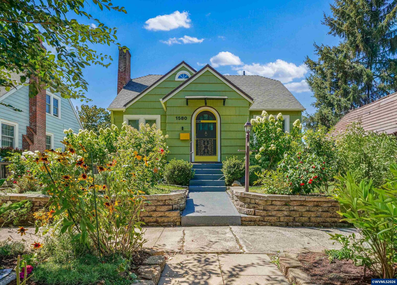 Property Photo:  1580 Jefferson St NE  OR 97301 