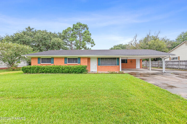 Property Photo:  149 Mimosa Place  LA 70506 