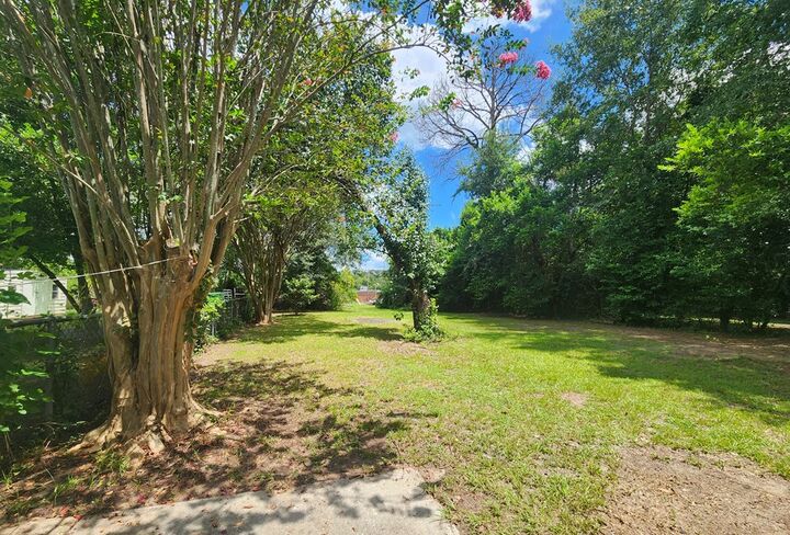 Property Photo: 212 Frost Street GA 31705