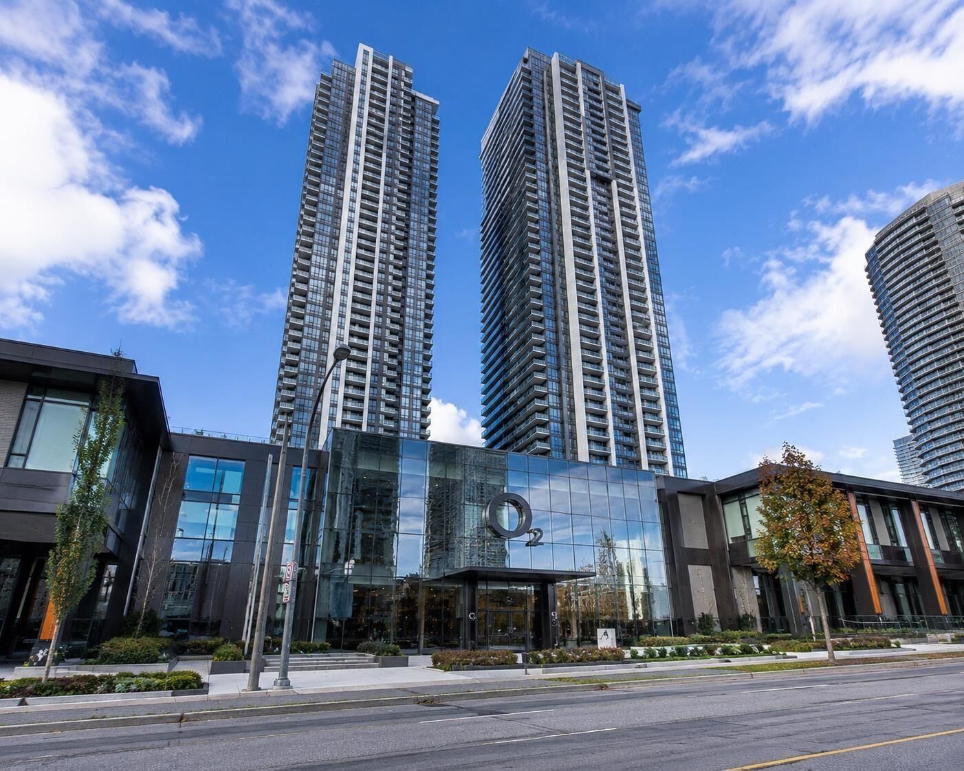 Property Photo:  6608 Sussex Avenue Xx  BC V5H 0M3 