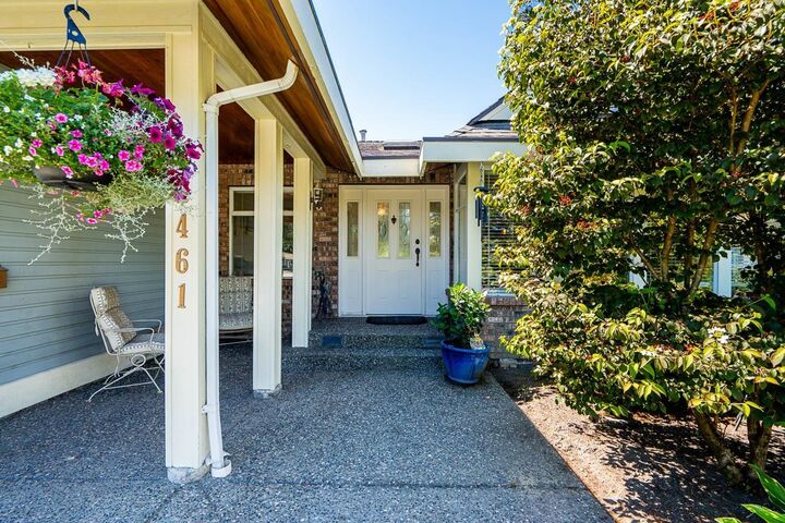 Property Photo: 12461 205 Street BC V2X 0B1