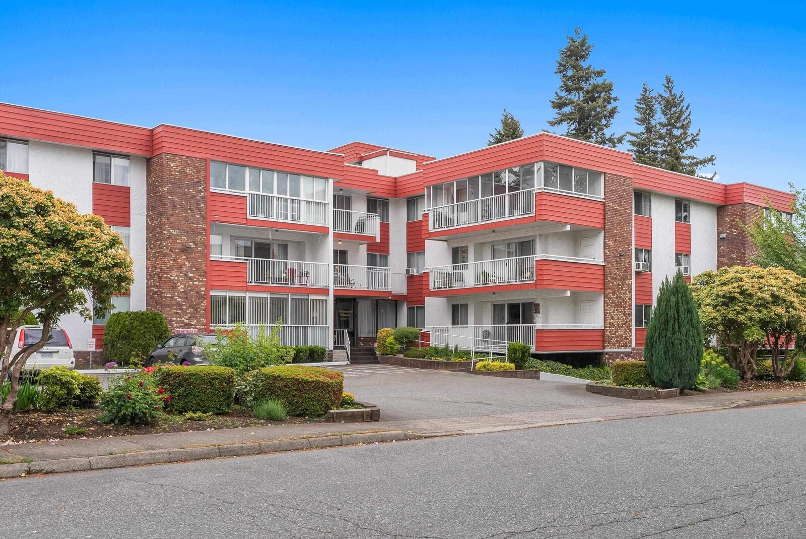 Property Photo:  32025 Tims Avenue 303  BC V2T 2H3 
