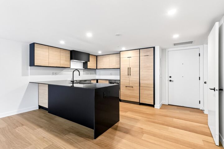 Property Photo: 6485 Manitoba Street 103 BC V5Y 0P7