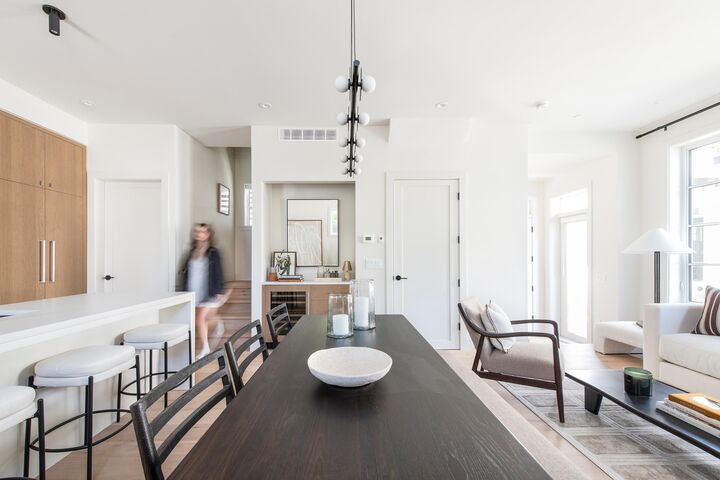 Property Photo: 2119 W 18th Avenue 2 BC V6L 1A3