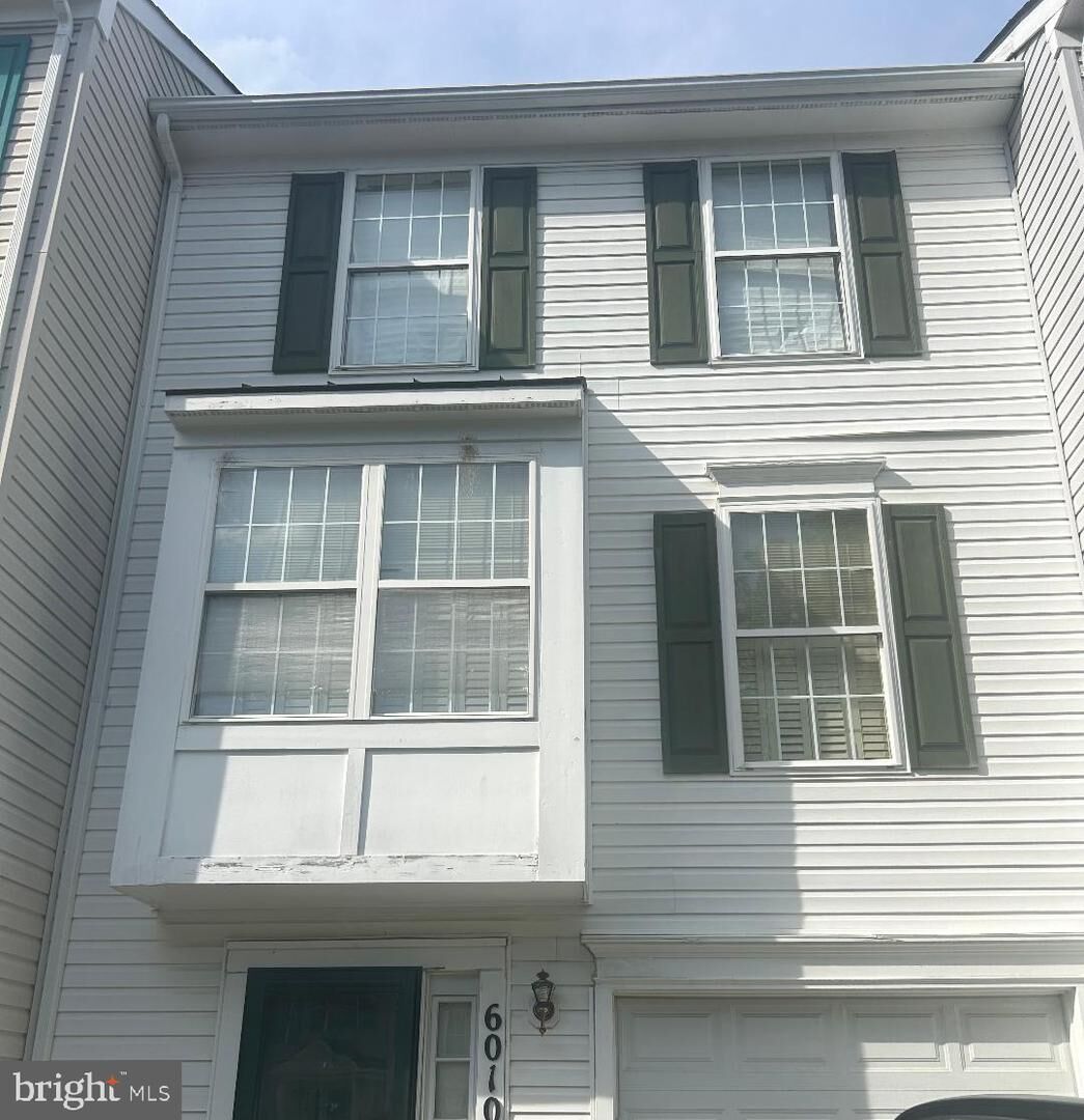 Property Photo:  6010 Rose Bay Drive  MD 20747 