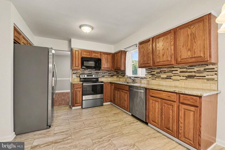 Property Photo:  106 Sholly  PA 17055 
