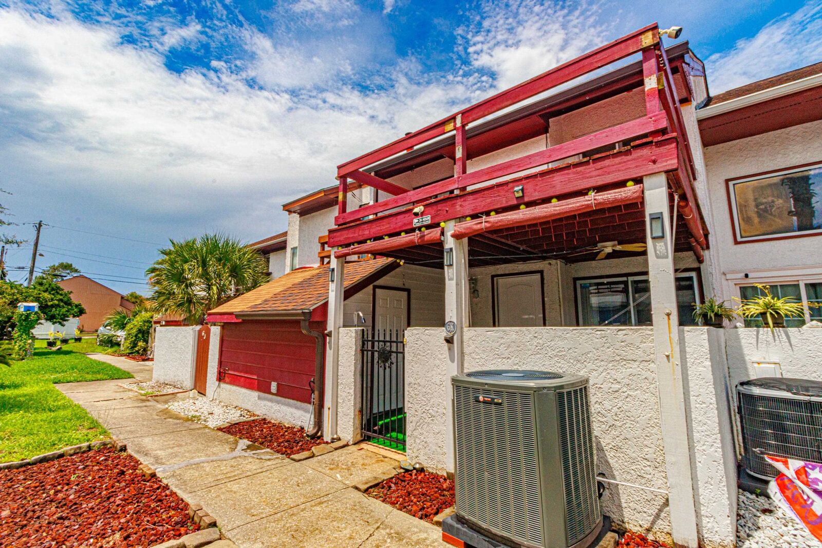 Property Photo: 304 21st Ave. S 6-K SC 29577