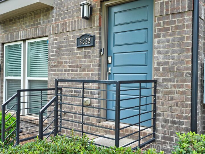 Property Photo: 3822 Sky Haven Drive NC 28209