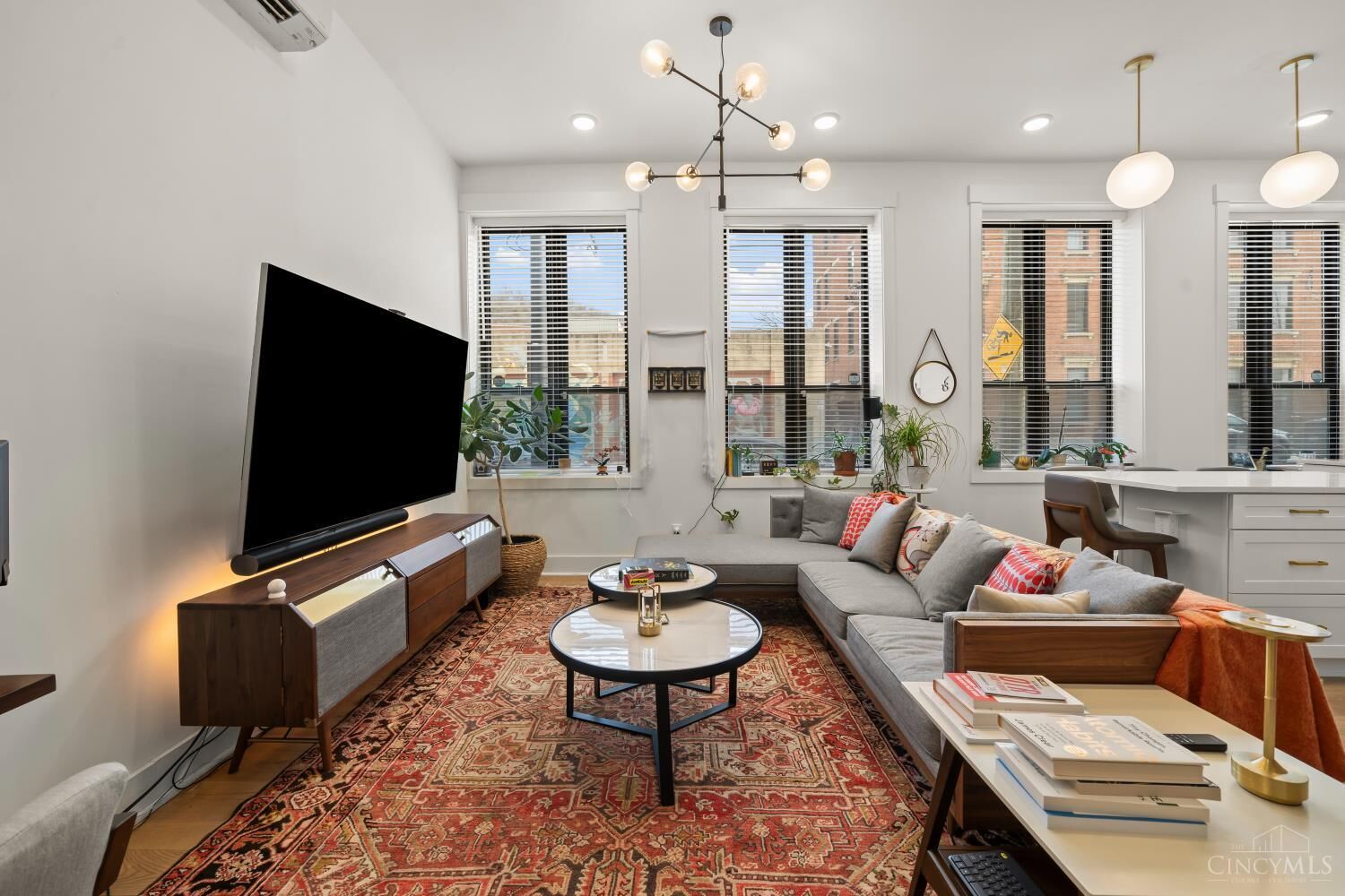Property Photo: 1909 Race Street OH 45202