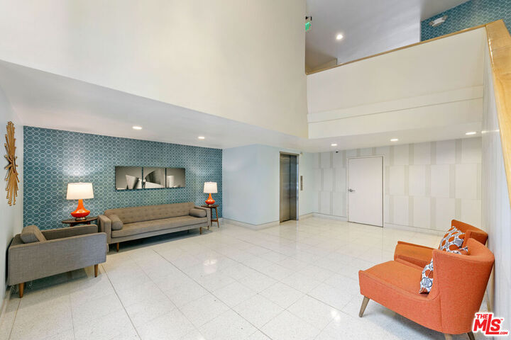 Property Photo:  1200 N Flores St, Unit 209  CA 90069 