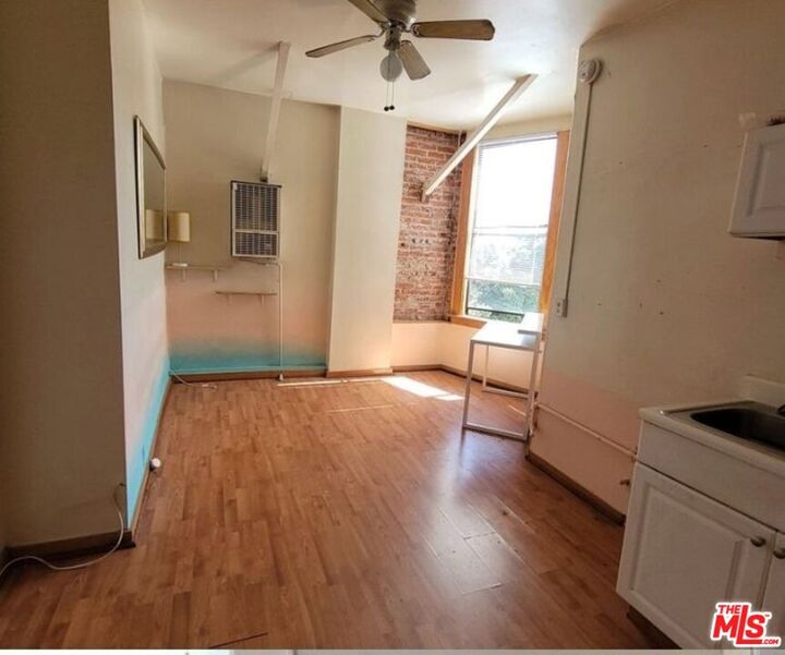 Property Photo: 101 Dudley Ave, Unit 310 CA 90291