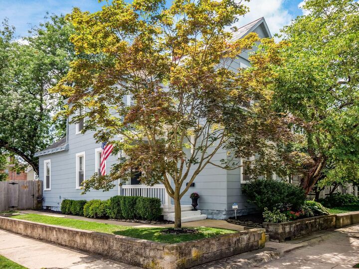 Property Photo:  105 E Gates Street  OH 43206 