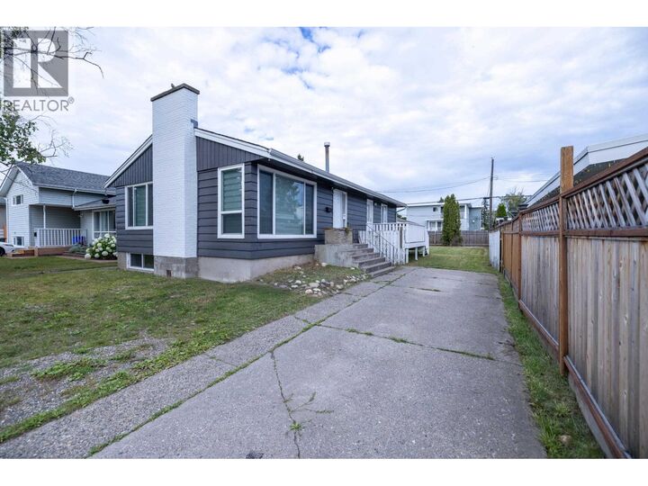 Property Photo: 242 Lyon Street BC V2M 3K8