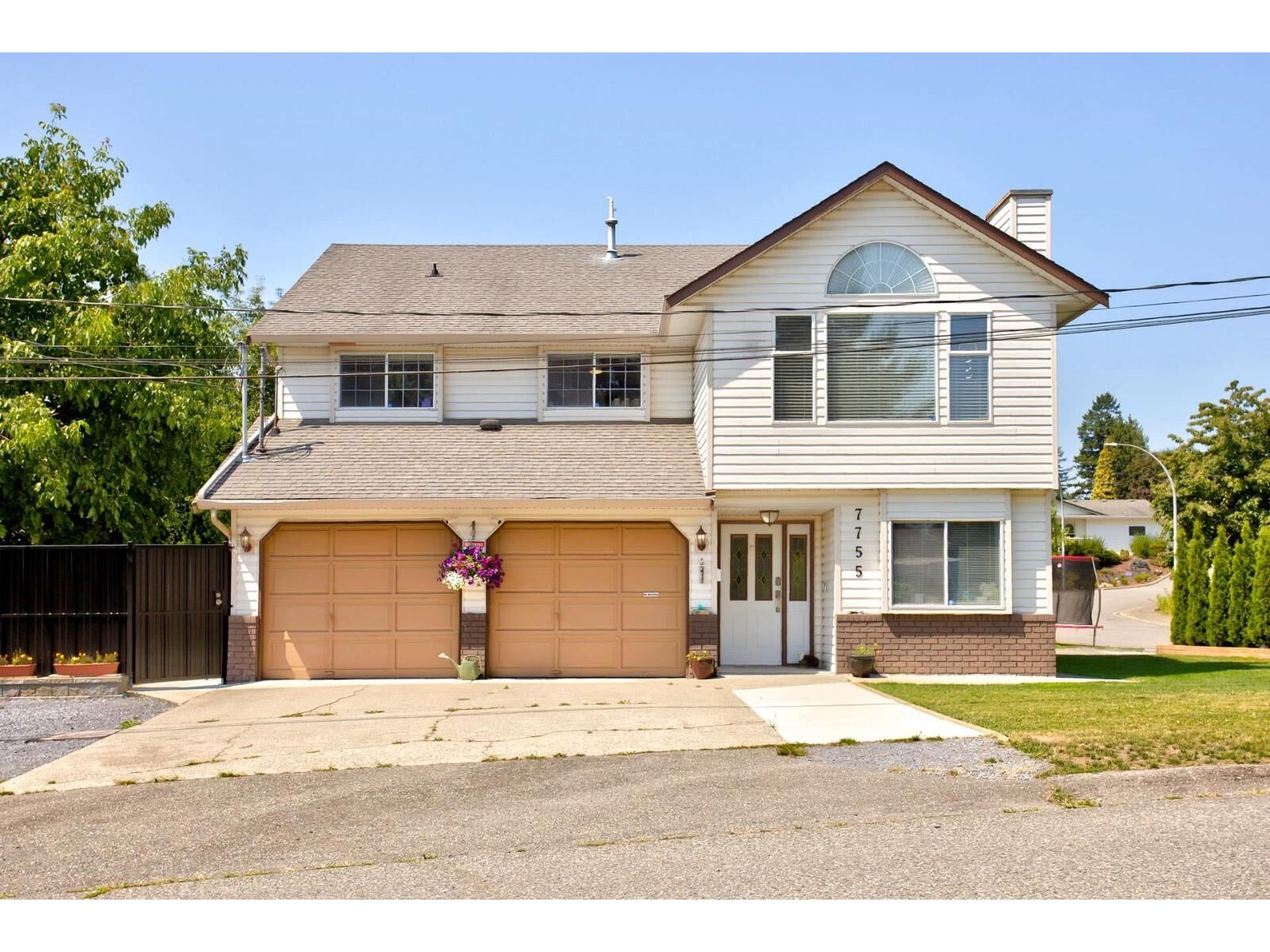 Property Photo:  7755 Alder Street  BC V2V 6N1 