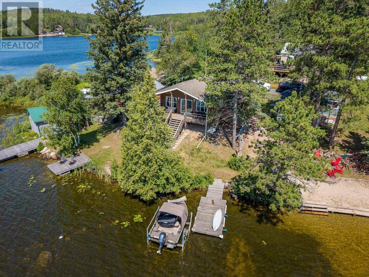 Property Photo:  4 80 Bay Point Rd, Crest Resort Longbow Lake  ON P0X 1H0 