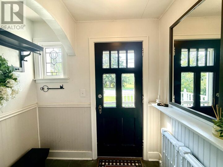 Property Photo: 120 Bishops Ct ON P6A 3V9