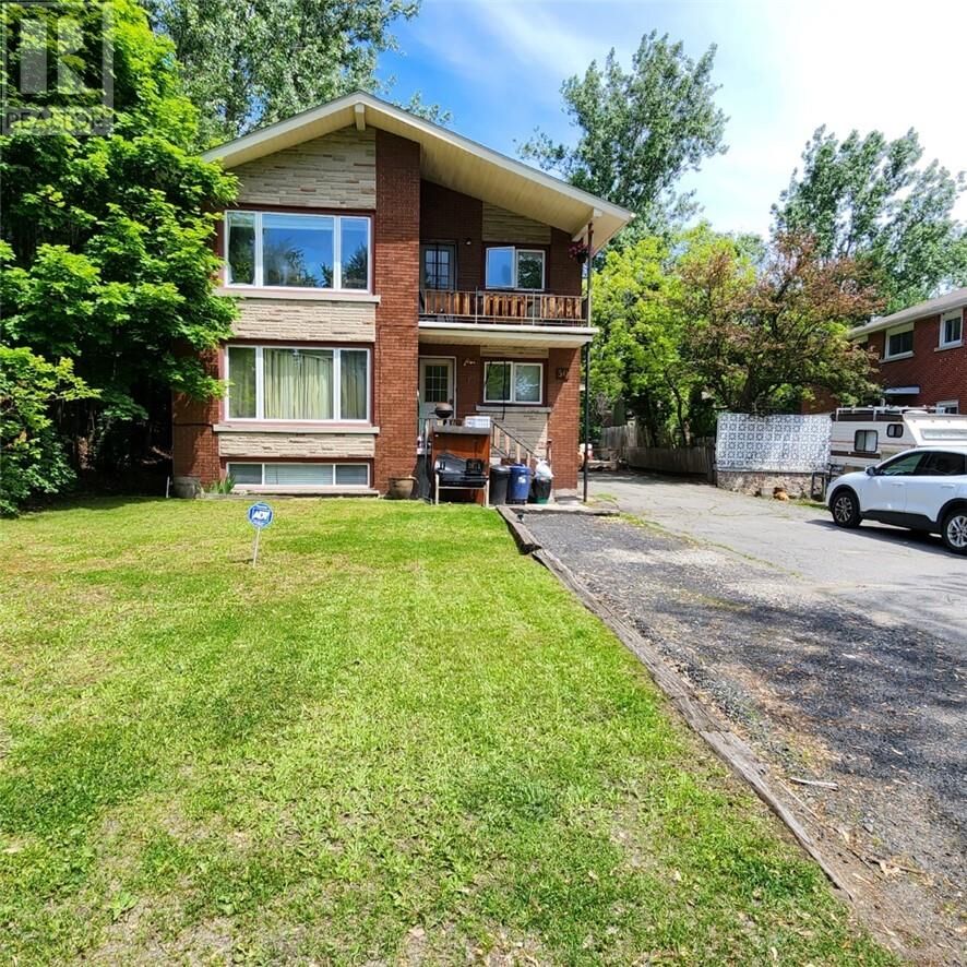 Property Photo:  50 Albany Street  ON P3C 2Z5 