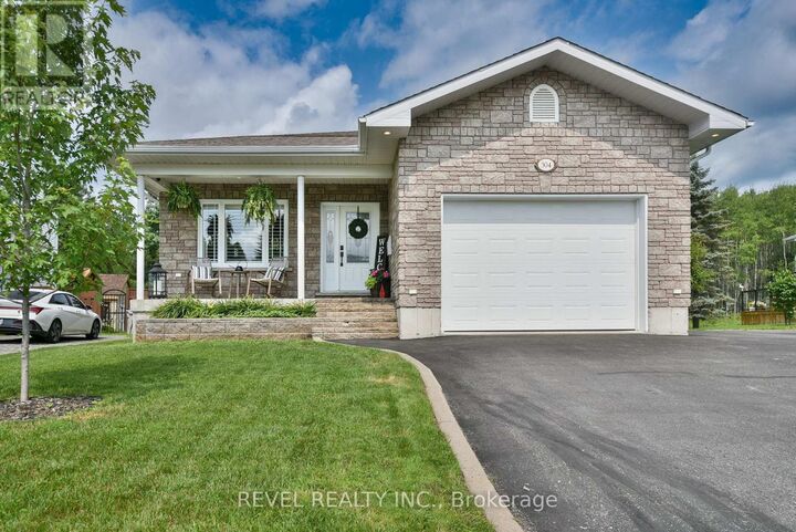 304 Jv Bonhomme Boulevard — photo 1