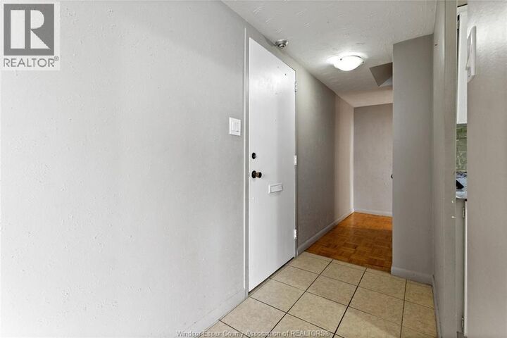 Property Photo:  111 Riverside Drive 903  ON N9A 2S6 