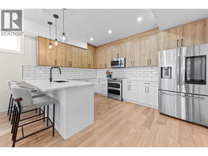 Property Photo: 1034 Martin Avenue 1 BC V1Y 6V5