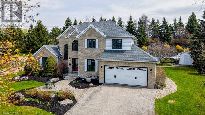 207 Woodridge Drive — photo 1