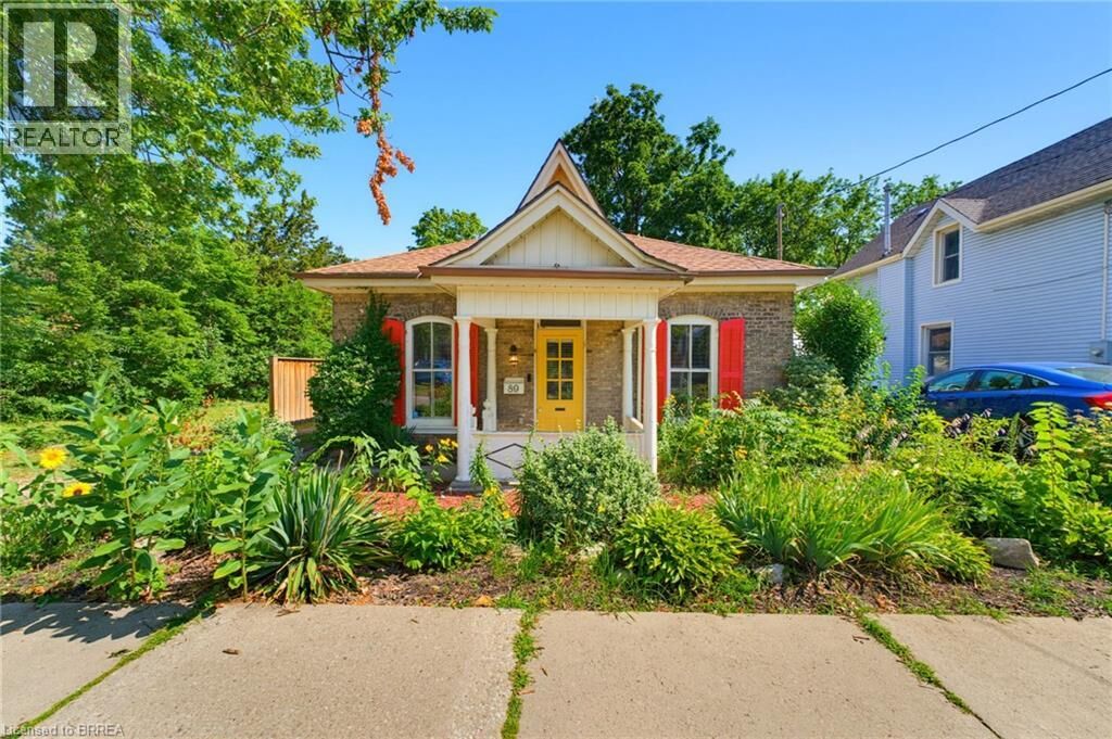 Property Photo:  89 Dundas Street  ON N3R 1S4 