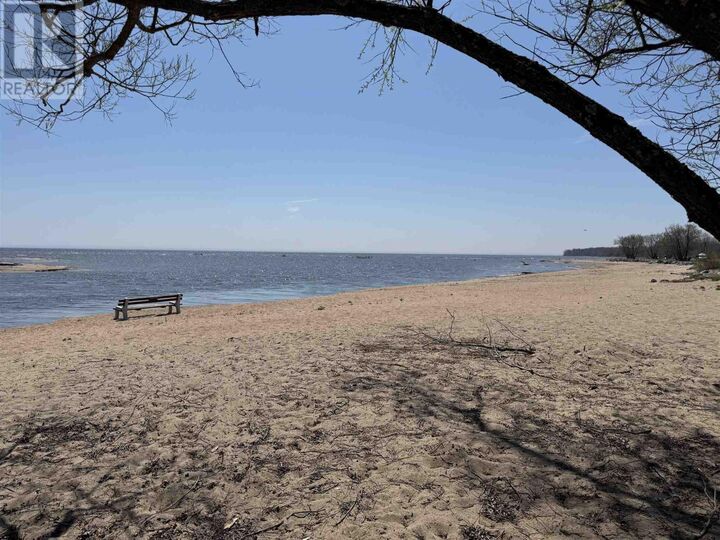 Property Photo:  71 Lighthouse Point  ON P0R 1L0 