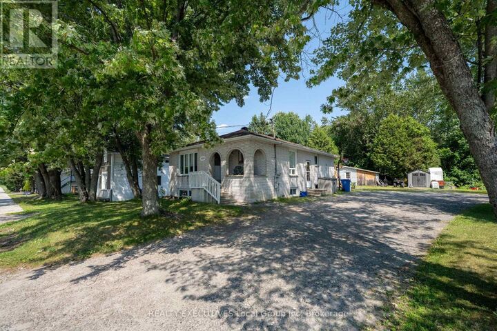 Property Photo: 408 Nipissing Street ON P2B 3E3
