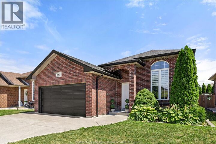 Property Photo:  1068 Thunderbay Avenue  ON N8P 0C1 