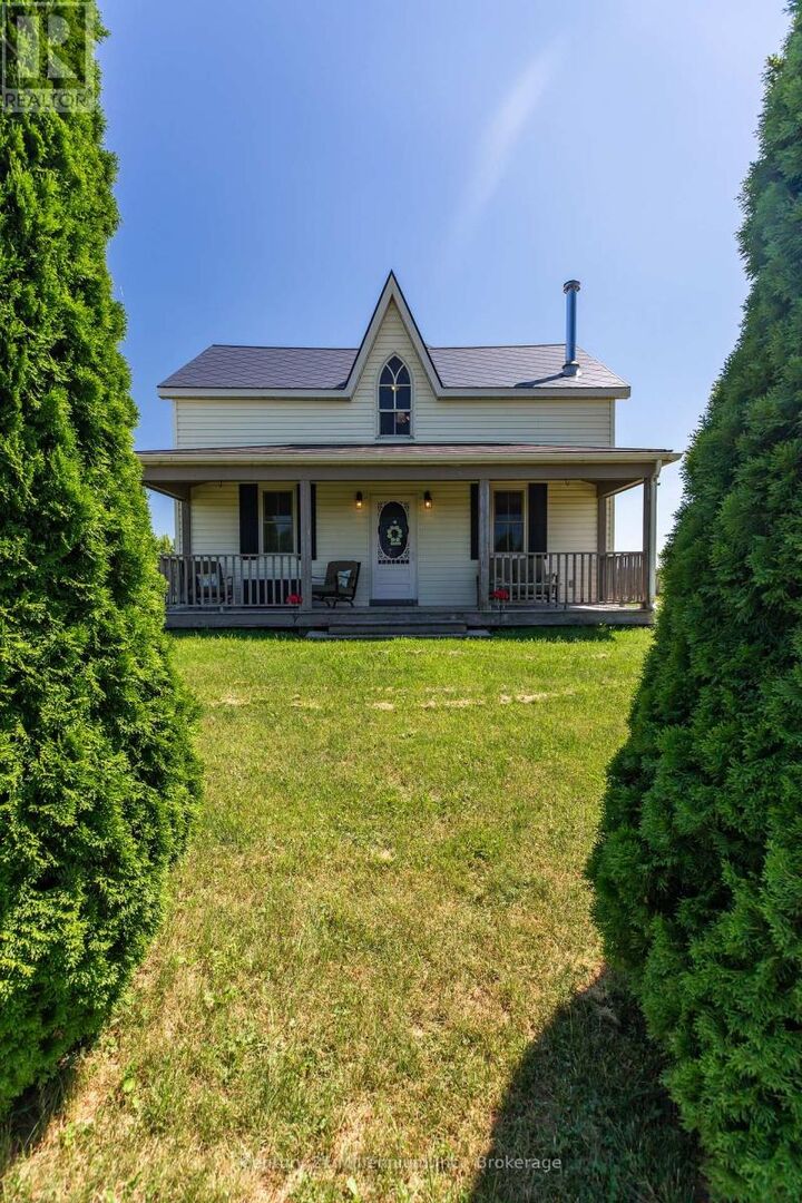 Photo de la propriété:  702174 Sideroad 5  ON N0H 1K0 