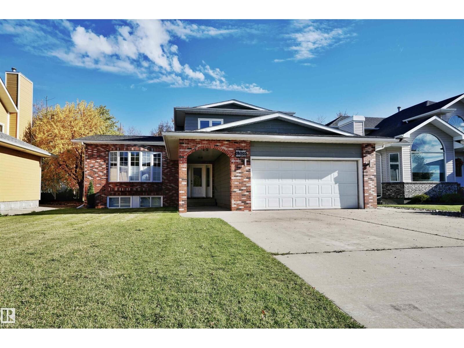 Property Photo:  4309 53 St  AB T0A 3A4 