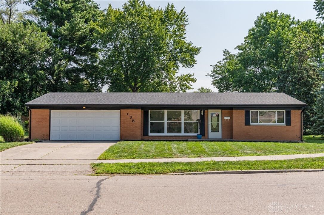Property Photo: 135 Shaftsbury Road OH 45373