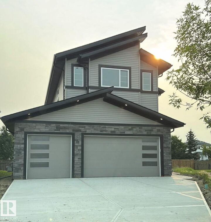 34 McKenzie Close Close — photo 1