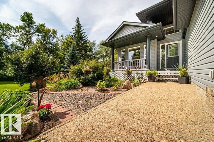 Property Photo:  23211 Twp Road 520 86  AB T8B 1G1 