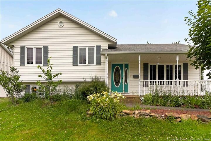 Property Photo:  49 Goldsboro Avenue  NB E1B 4E9 