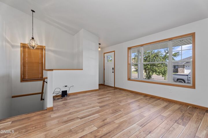 Property Photo: 1021 Lasalle Drive ND 58503