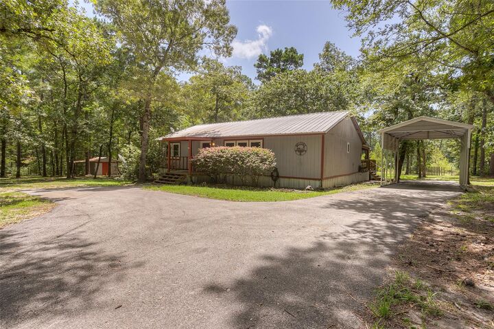 Property Photo:  250 Red Bird Lane  TX 75862 