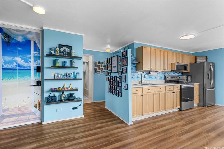 Property Photo:  2421 Tusitala Street 2501  HI 96815 