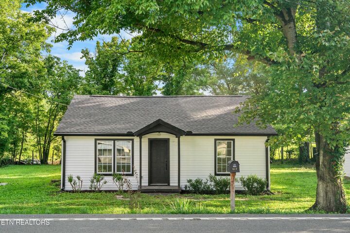 Property Photo: 659 River Rd TN 37322