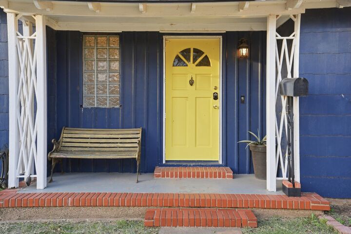 Property Photo:  2819 26th Street  TX 79410 